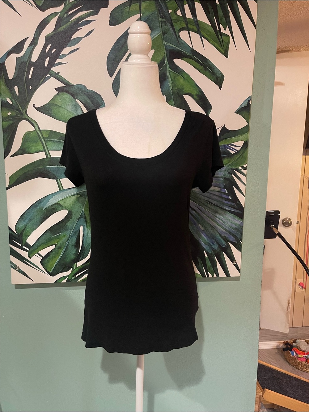 Cynthia Rowley Black Scoop Neck Short Sleeve Tee